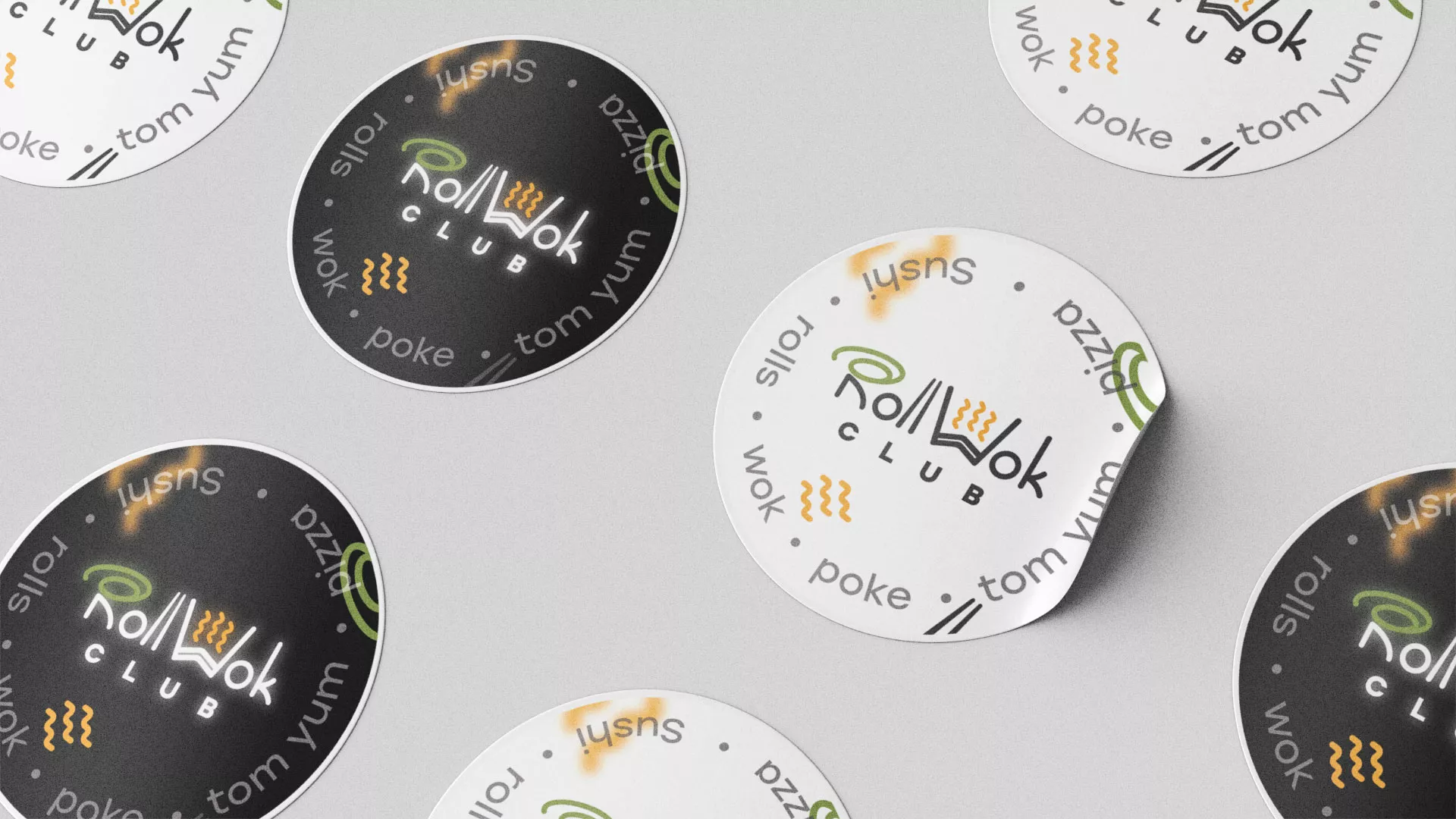 Разработка дизайна наклеек для суши-бара «Roll Wok Club» в Ленске
